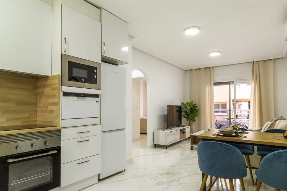 Apartment Pink Azure Apartment in Torrevieja