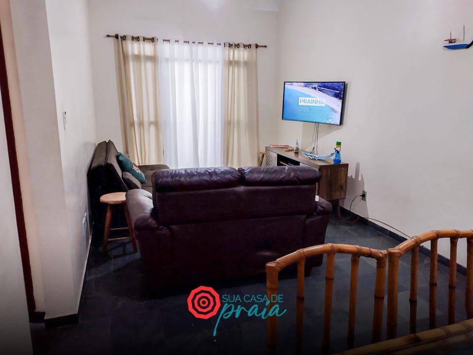Communal lounge/ TV room, TV and multimedia, Living room, Seating area