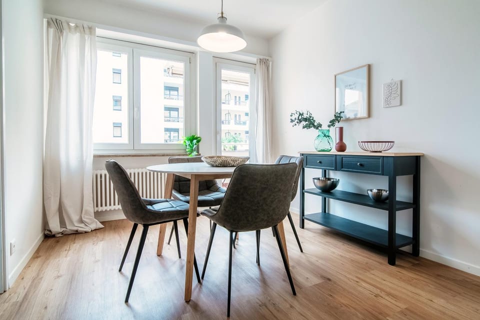 Locarno City Apartments by Quokka 360 - Central Stay in Piazza Grande Apartment in Locarno