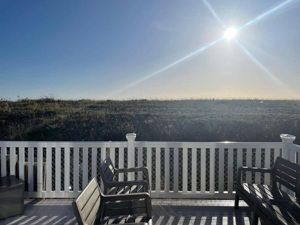 74 Bayside Cove Pevensey Bay Holiday Park Chalet in Eastbourne