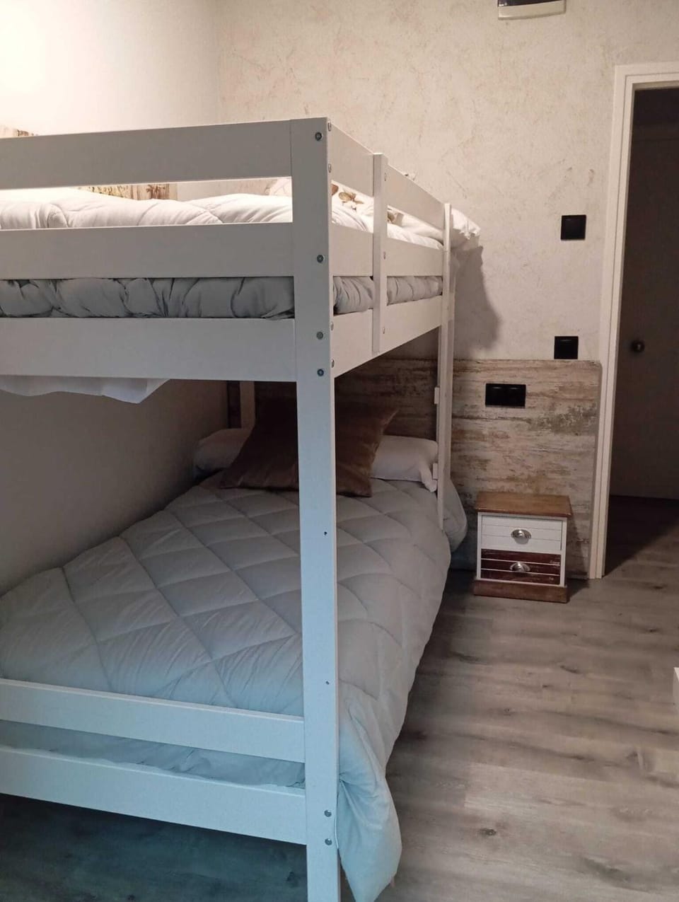 bunk bed
