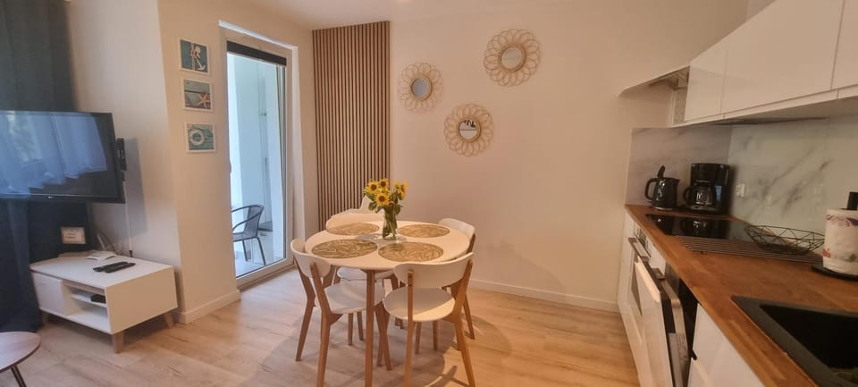 Apartament OSIEM gwiazdek Dziwnówek Apartment in West Pomeranian Voivodeship, Poland