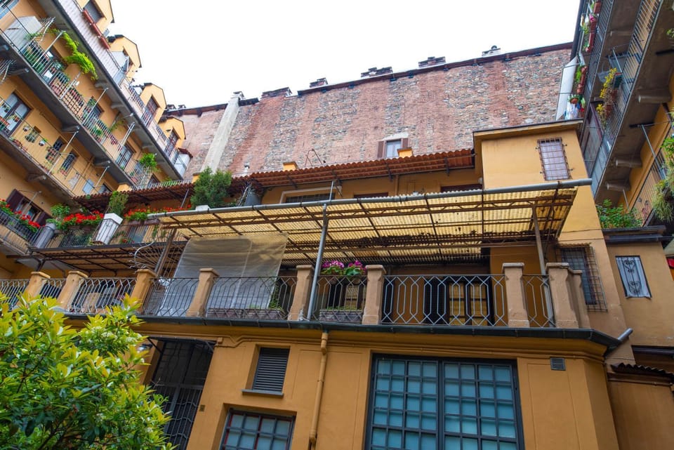 Property building, Balcony/Terrace