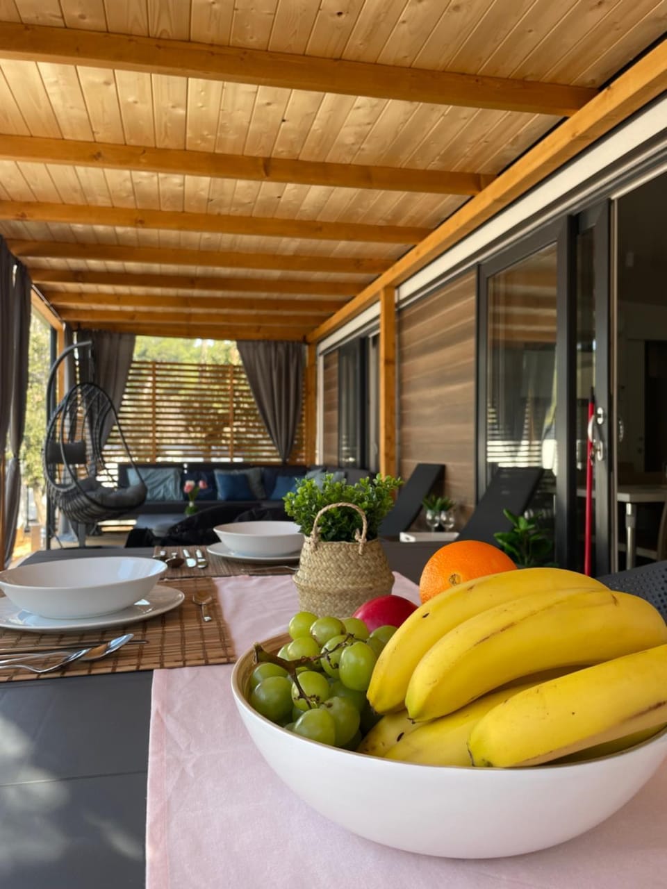 Food and drinks, Food