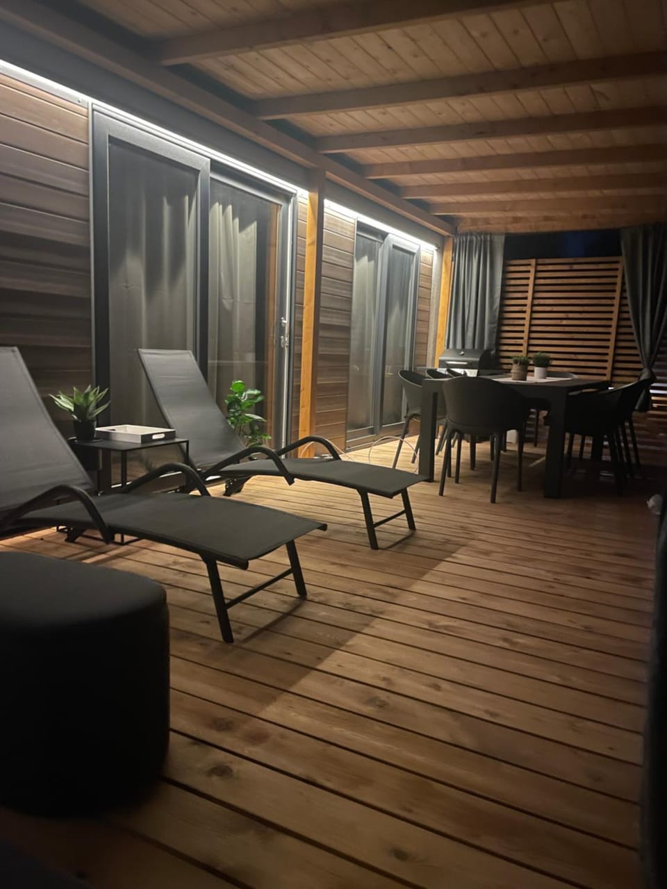 Patio, Balcony/Terrace, Seating area