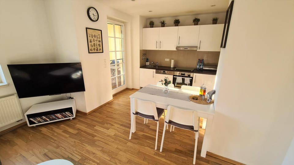 Kitchen or kitchenette, Dining area, kitchen, kitchen