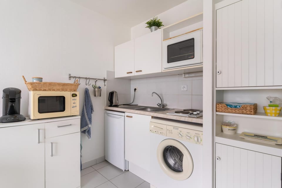 Kitchen or kitchenette, Other