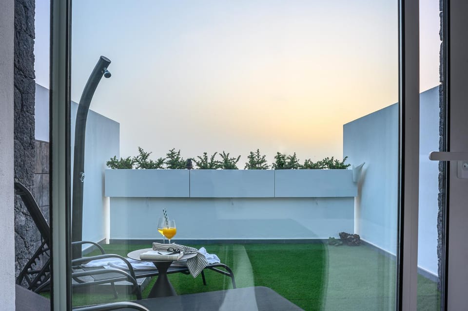 Balcony/Terrace, Balcony/Terrace