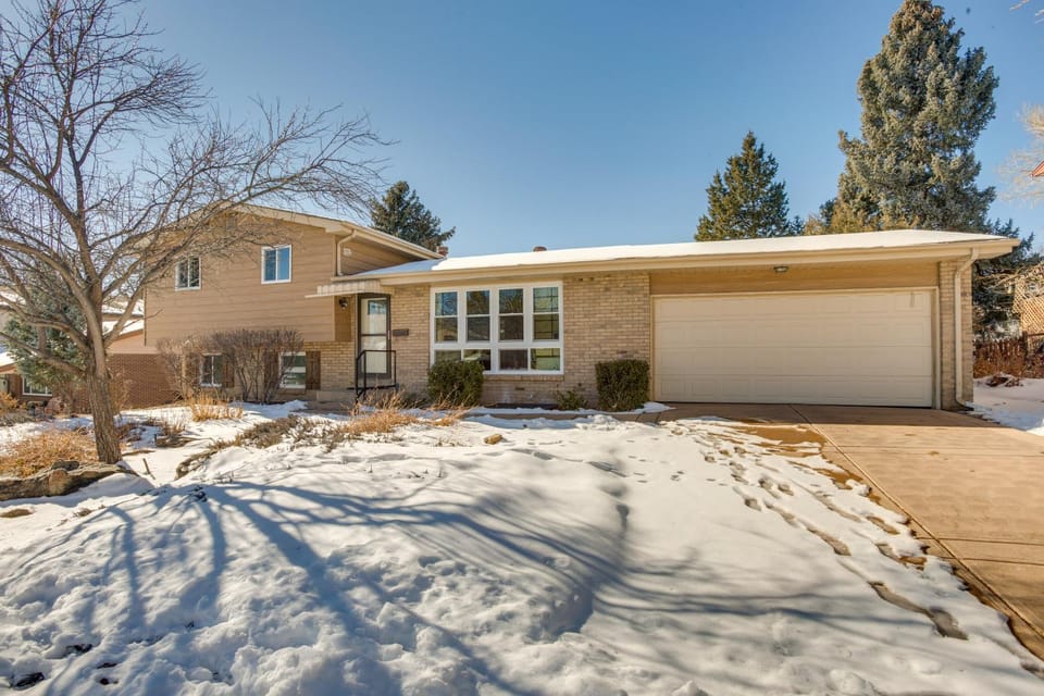 9 Mi to Dtwn: Quiet South Denver Apartment Apartment in Lakewood