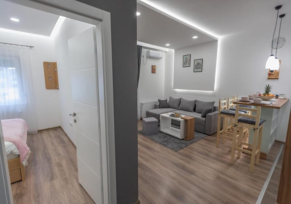 Living room, Bedroom