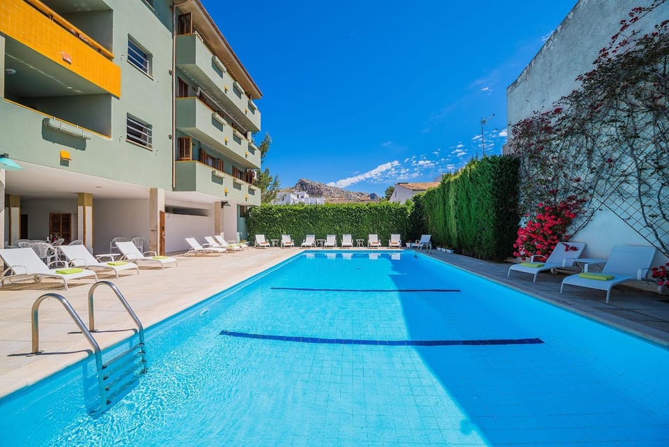 Property building, Swimming pool