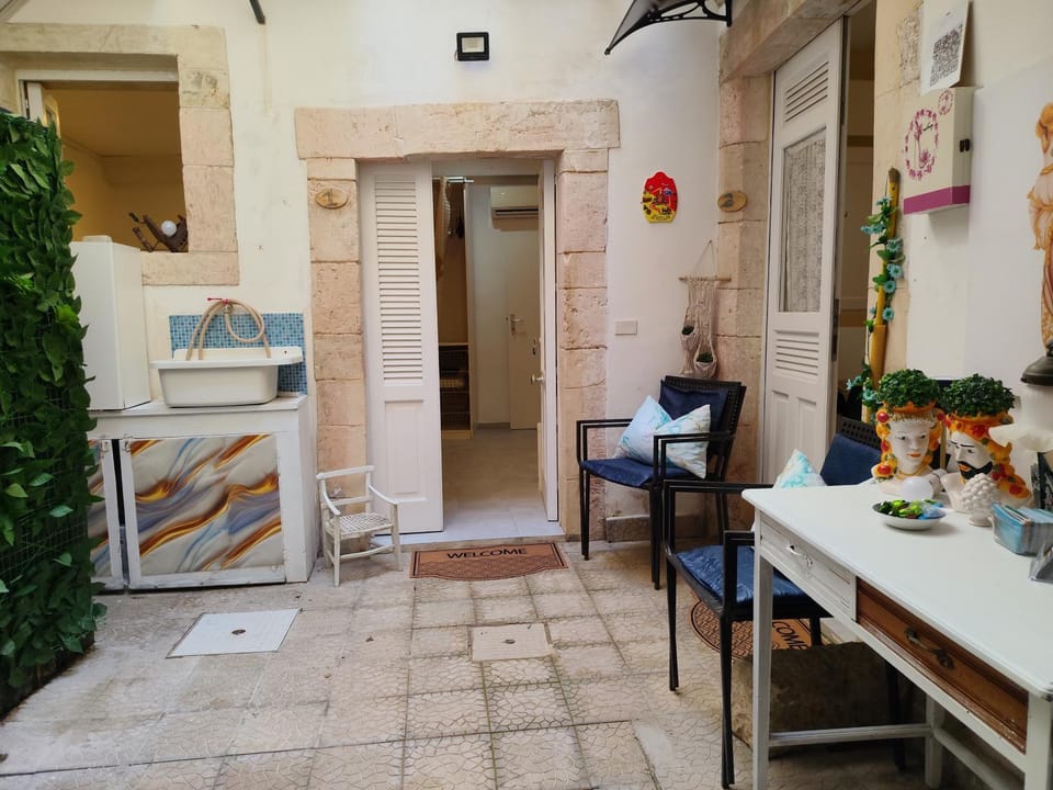 Il Cortiletto di Via Minniti Bed and Breakfast in Syracuse
