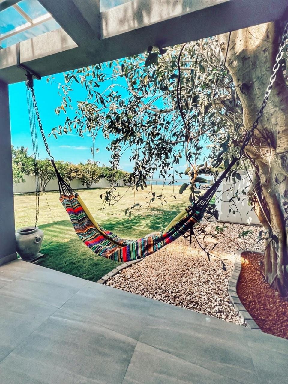 Patio, Location