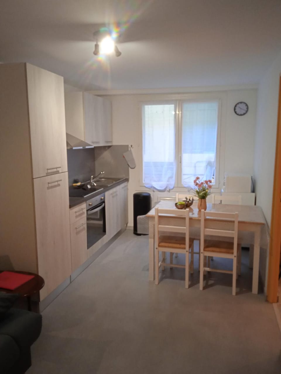 Kitchen or kitchenette, Dining area, oven, stove