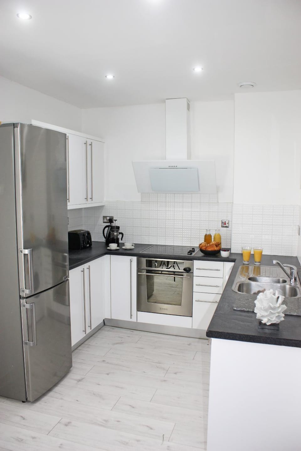 Kitchen or kitchenette, dishwasher, pet friendly, stove, toaster