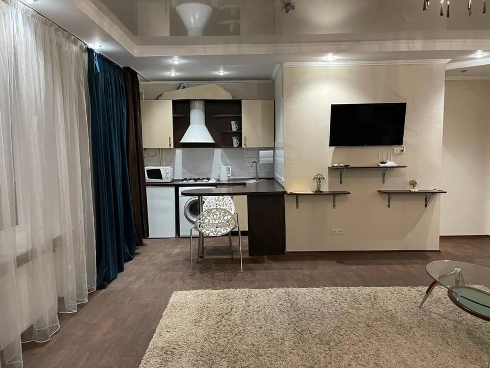 Кривой Рог, 95 квартал, Гагарина 3, Люкс апартаменты Apartment in Dnipropetrovsk Oblast