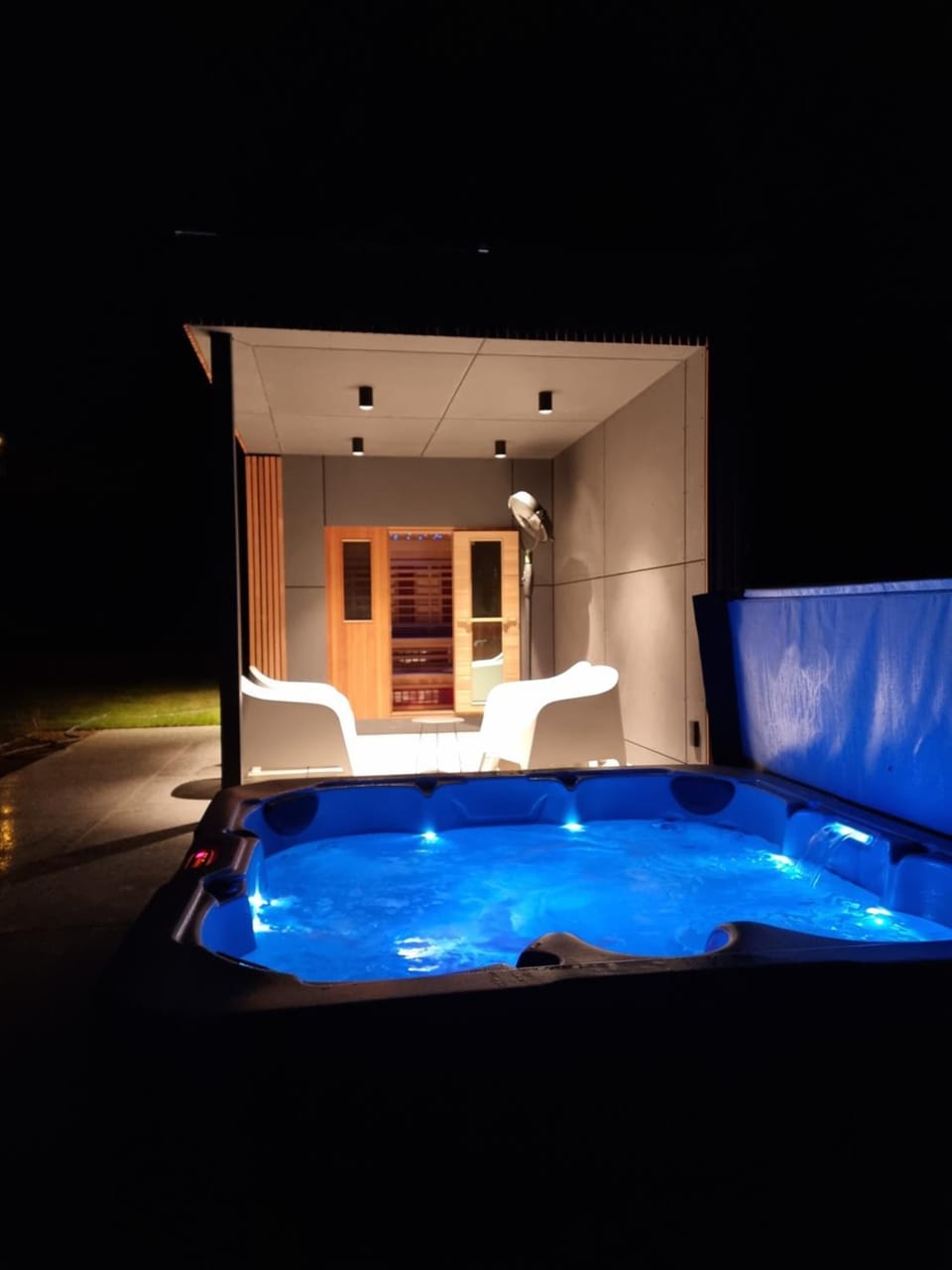 Hot Tub