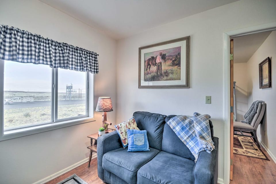 Cedar Mountain Hideout By Cody Night Rodeo! Apartment in Wyoming