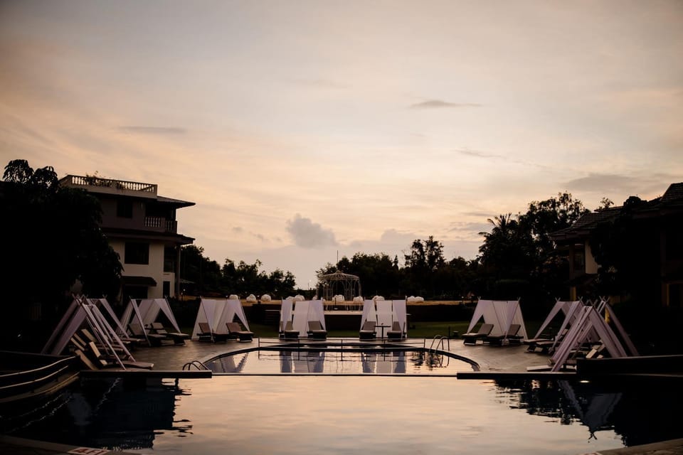 Pool view, Swimming pool
