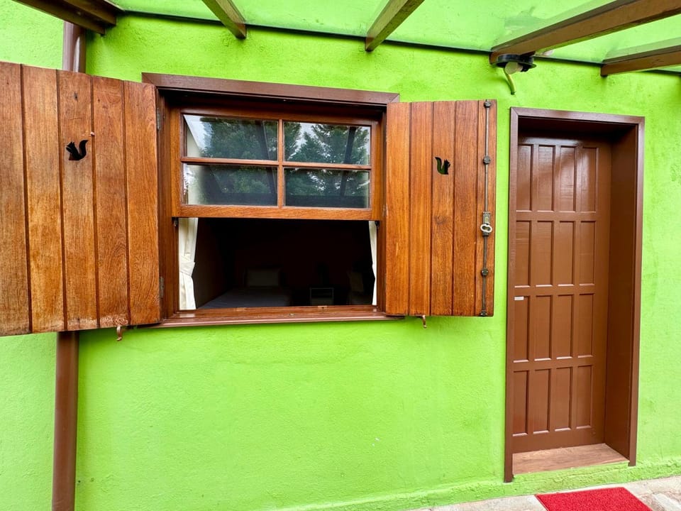 Casa dos Avós - Suítes privativas Bed and Breakfast in Campos do Jordão