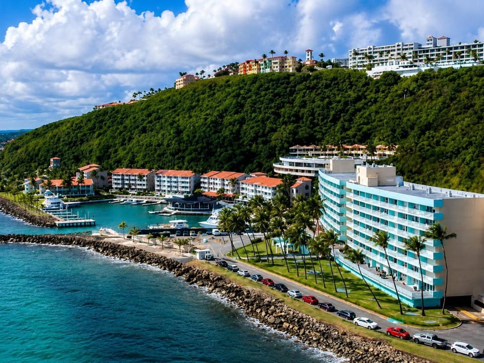 Property building, Neighbourhood, Mountain view, Sea view