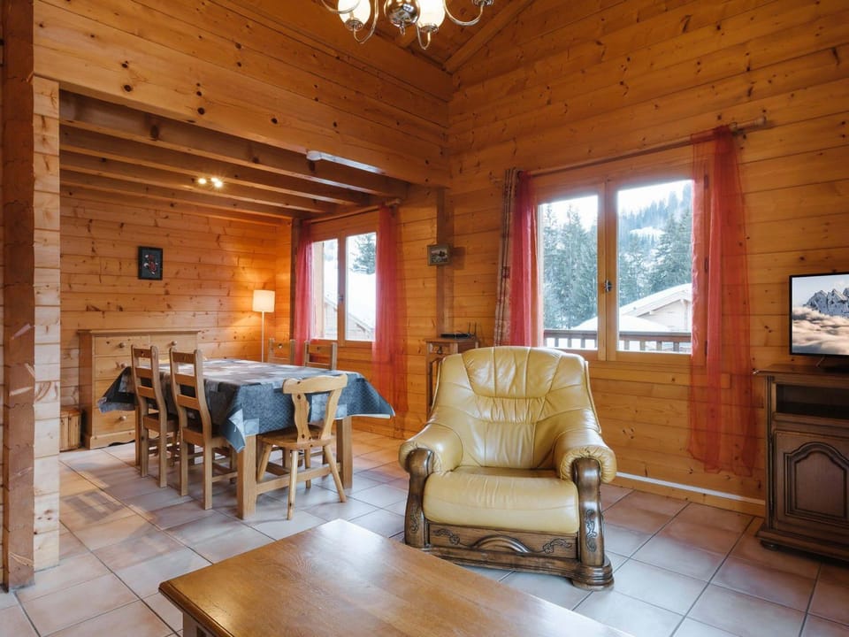 Chalet lumineux 3***, 3 chambres, 6 pers., WIFI, proche pistes Apartment in La Clusaz