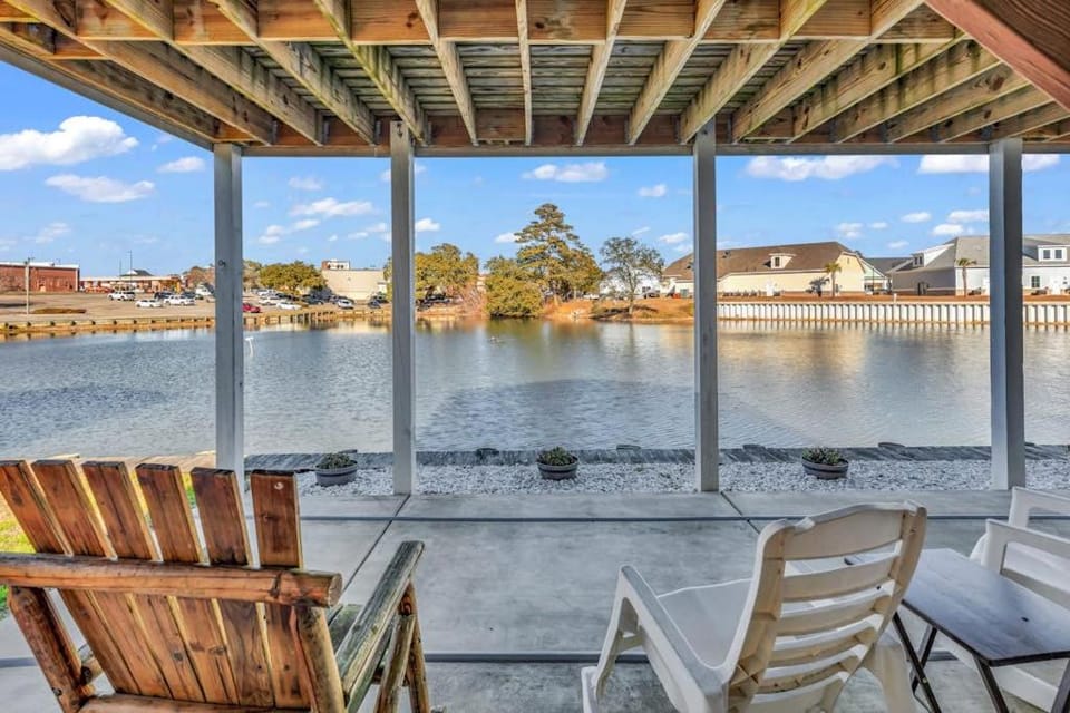 Waterfront Galore House in North Myrtle Beach