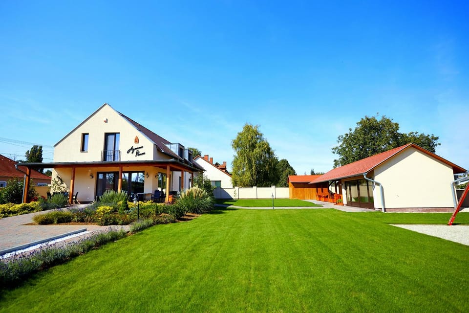 Property building, Garden