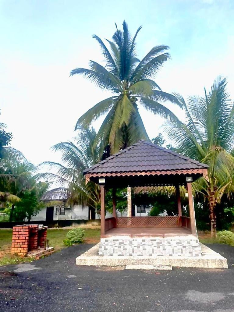 Teratak Ar-Rayyan x Villa Abi Apartment in Perak