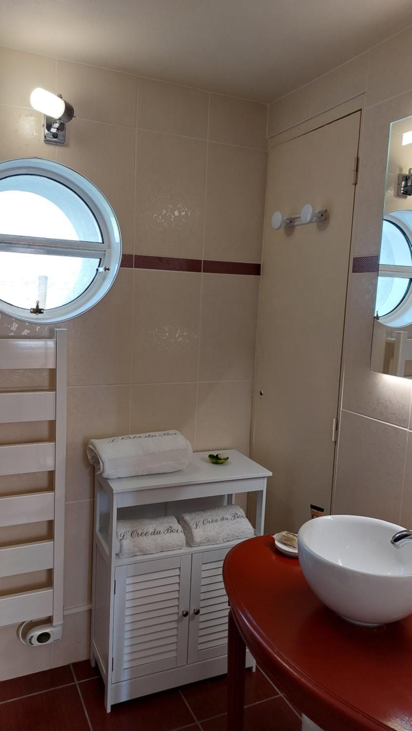 L'Orée du Bois Bettu Bed and Breakfast in Auvergne-Rhône-Alpes
