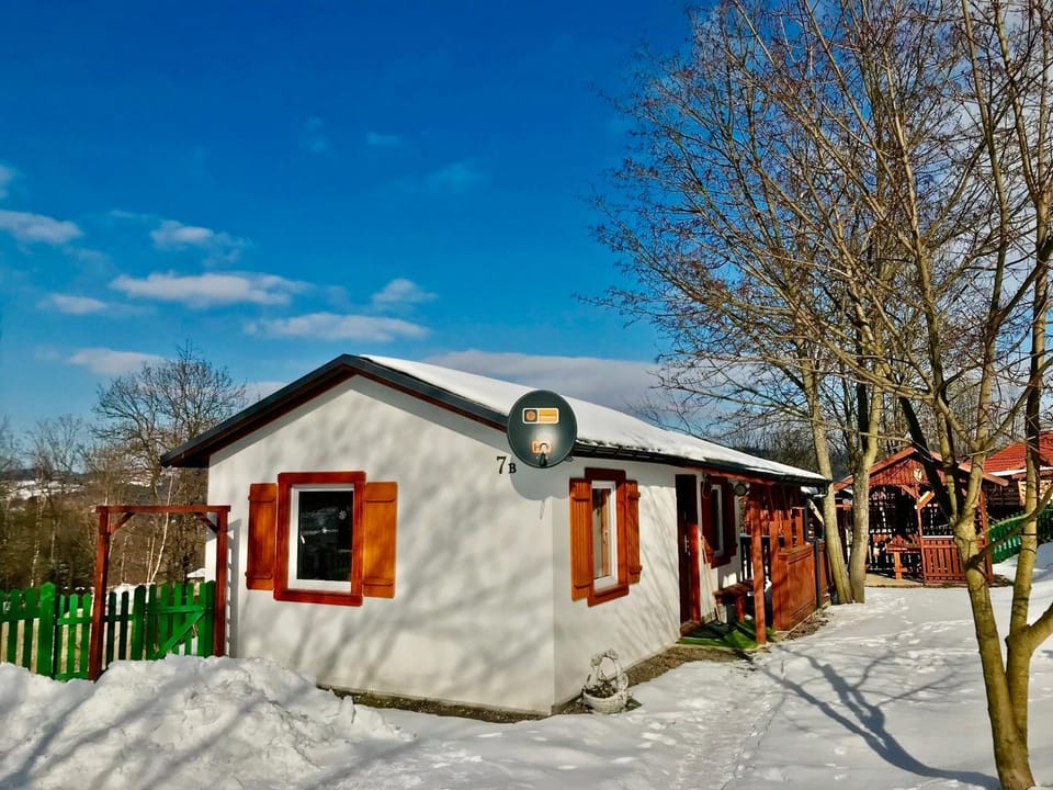 Property building, Day, Winter