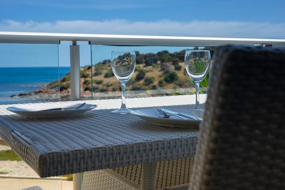 Dining area, Sea view