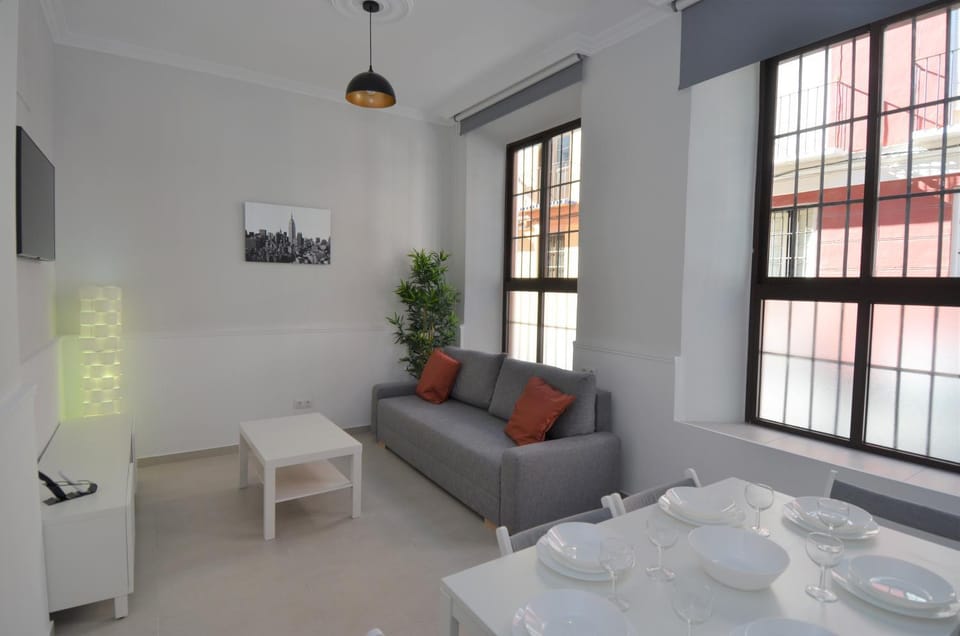 Living room, Seating area, Dining area