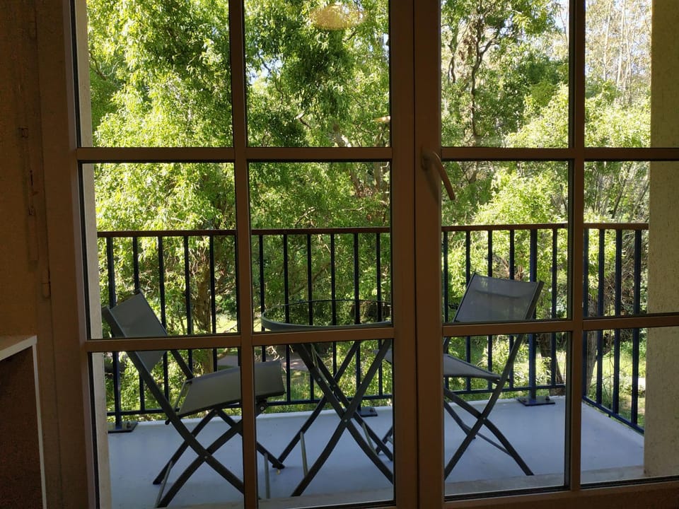 Balcony/Terrace, Garden view