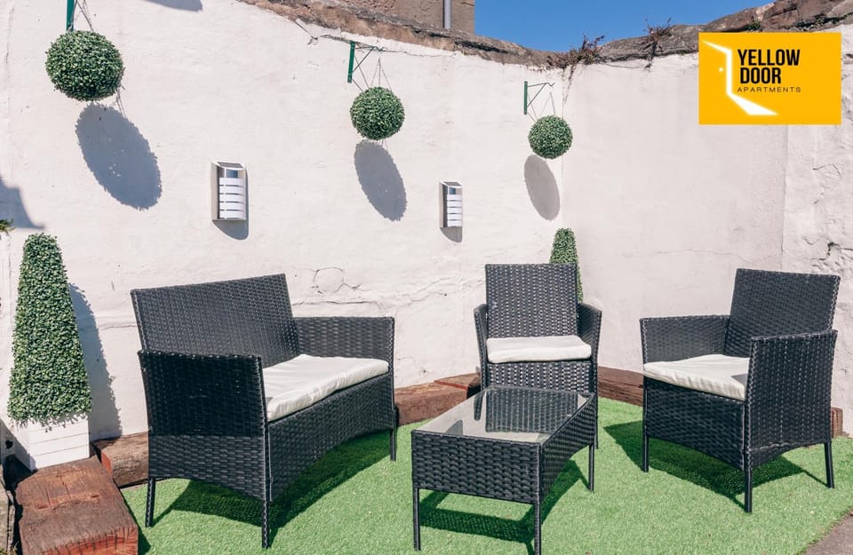 Inner courtyard view