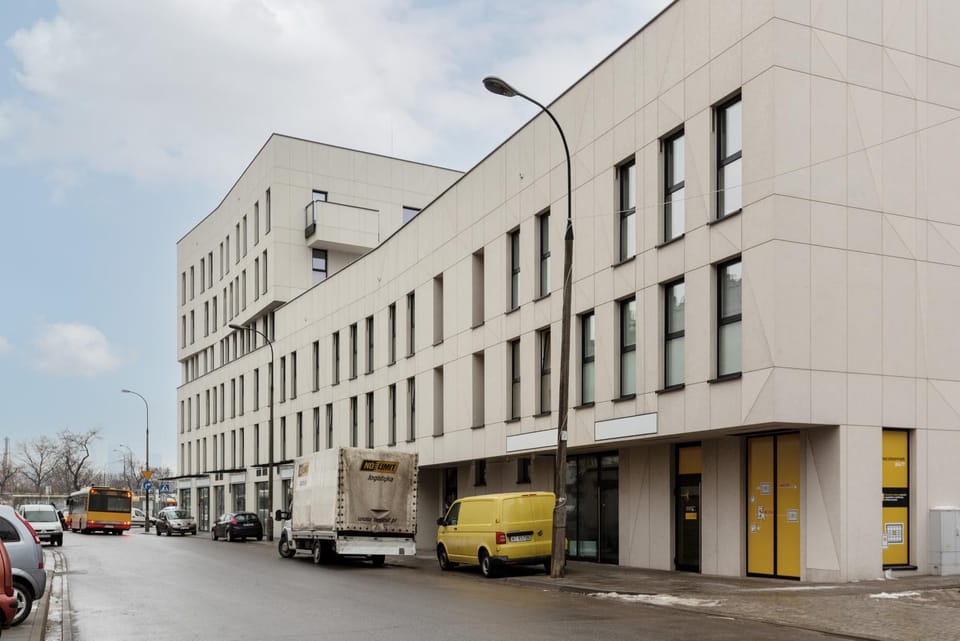 Property building, Neighbourhood, Area and facilities