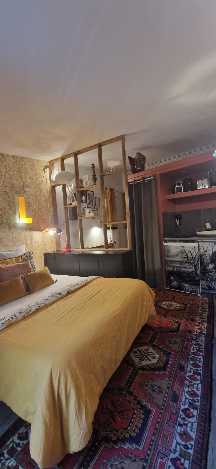 Photo of the whole room