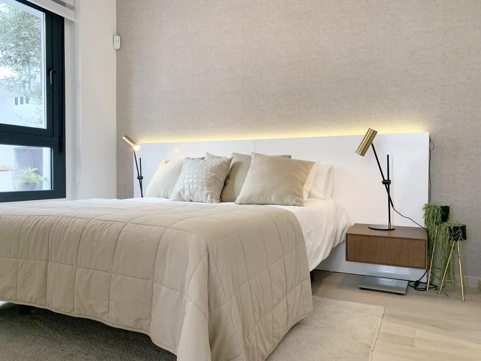 Bed, Bedroom