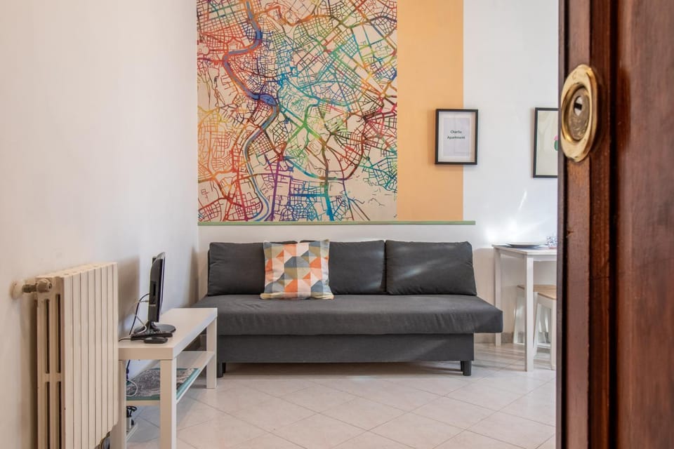 Communal lounge/ TV room