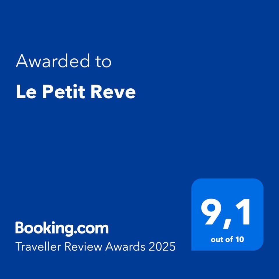 Le Petit Reve Apartment in Crete