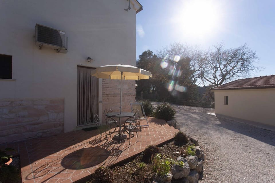 A04 - Massignano, bilocale immerso nel verde 2 Apartment in Marche