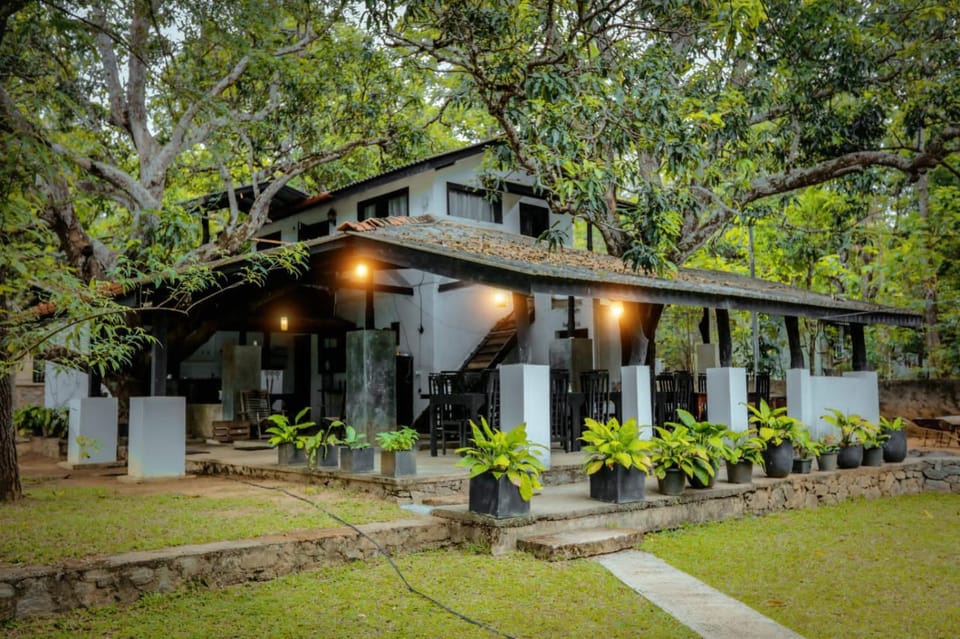 Property building, Garden