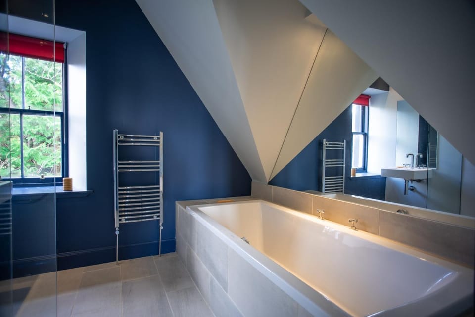 Bathroom, Bath