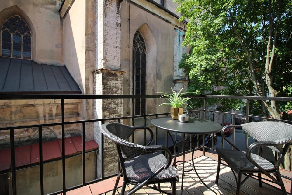 Tallinn City Apartments 2 bedroom & 2 bathroom luxury property with balcony in Old Town Apartment in Tallinn