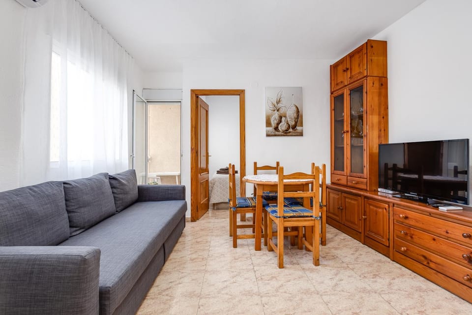 Communal lounge/ TV room, TV and multimedia