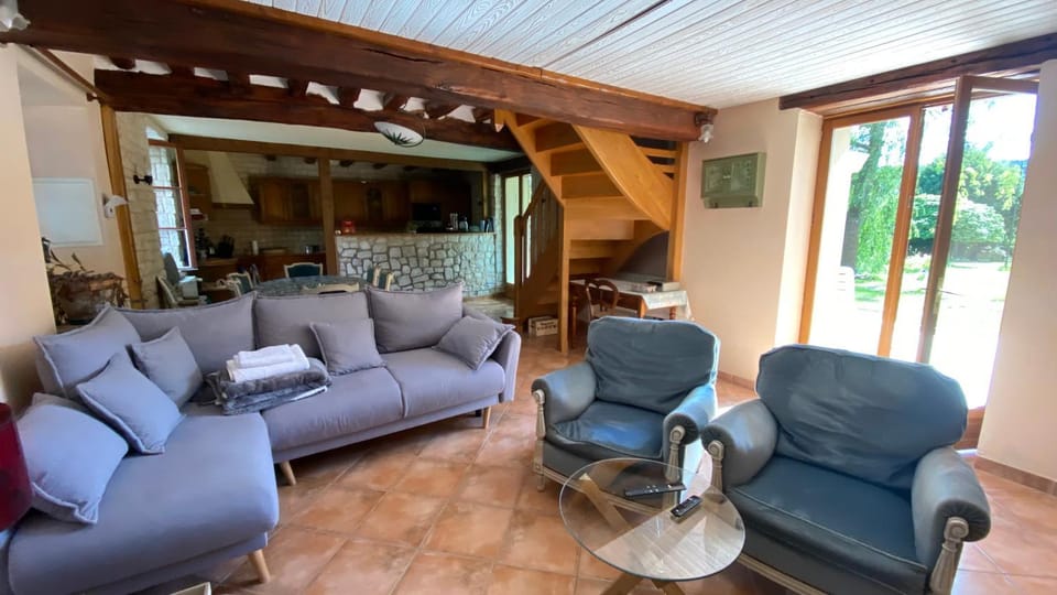 Living room, Seating area