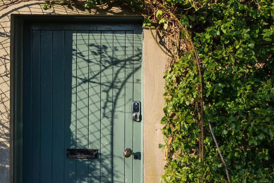 Stunning Stables Cottage in East Lothian Country Estate House in Scotland