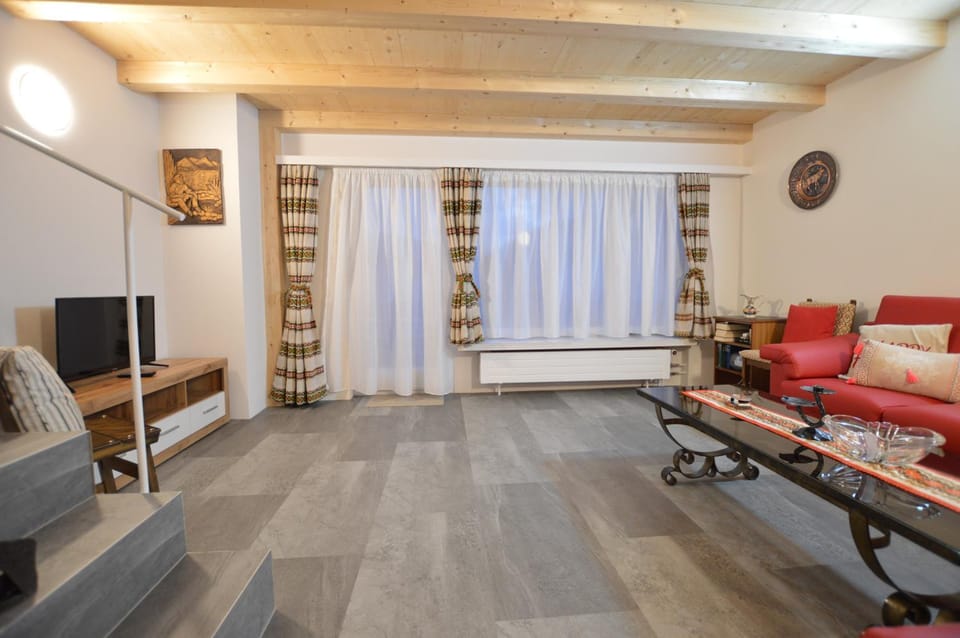 Apartment Urschein in Laax-Murschetg Apartment in Canton of Grisons