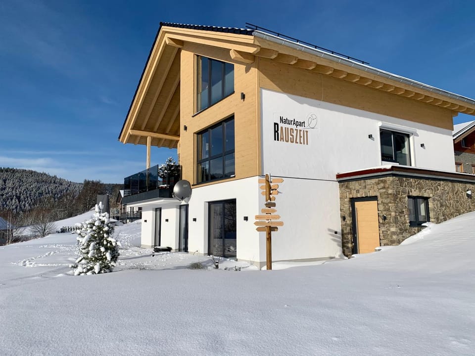Property building, Winter
