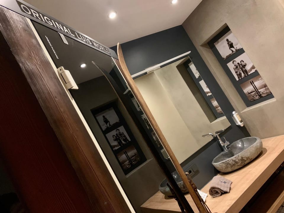 Sauna, Bathroom
